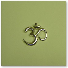 Broszka Znak OM srebro (T/6.7) - 