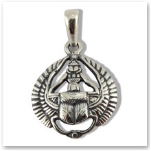 Wisior Skarabeusz ze Skrzyd�ami (srebro) - 