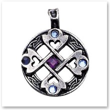 Krzy� Celtycki z Sercami - 