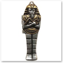 Medalion z mumi� - 